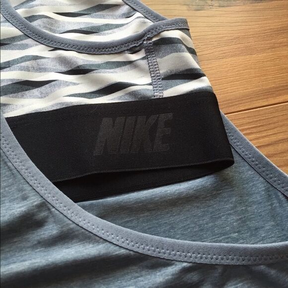 Nike Dri Fit S Inside Loose Printed Training Tank - Picture 4 of 8
